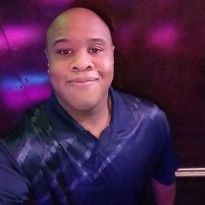 Meet your Posher, Derek